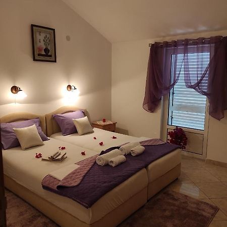 Apartmani Steni Sveti Stefan Eksteriør bilde