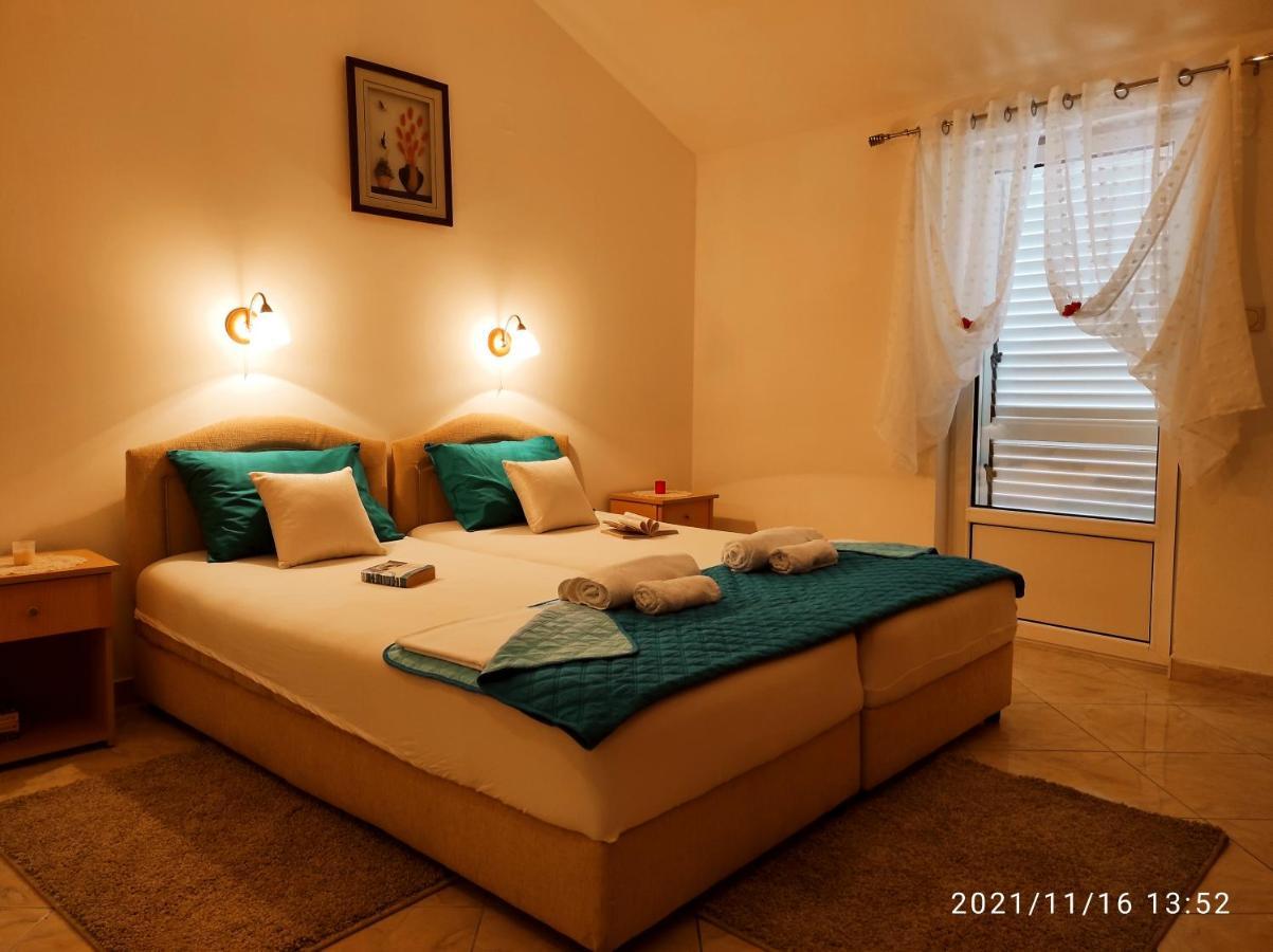 Apartmani Steni Sveti Stefan Eksteriør bilde