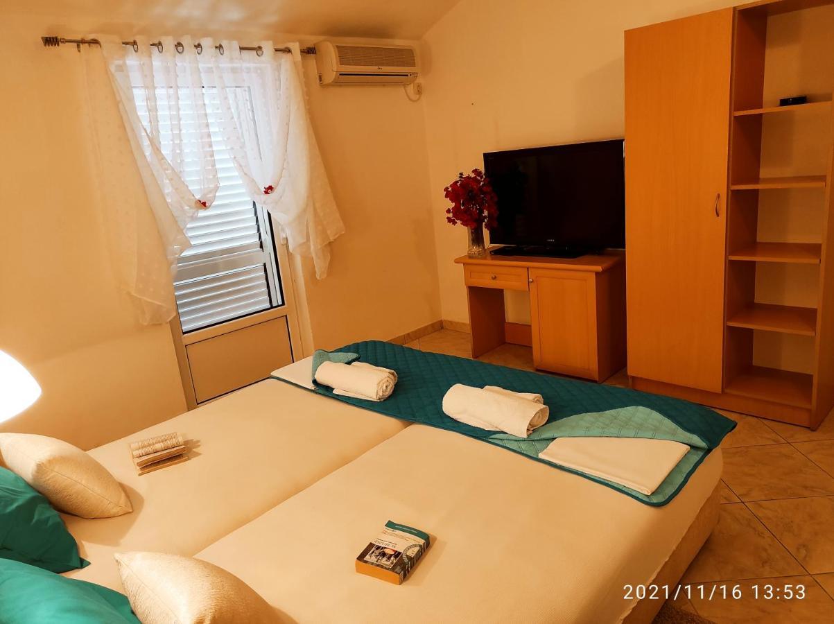 Apartmani Steni Sveti Stefan Eksteriør bilde