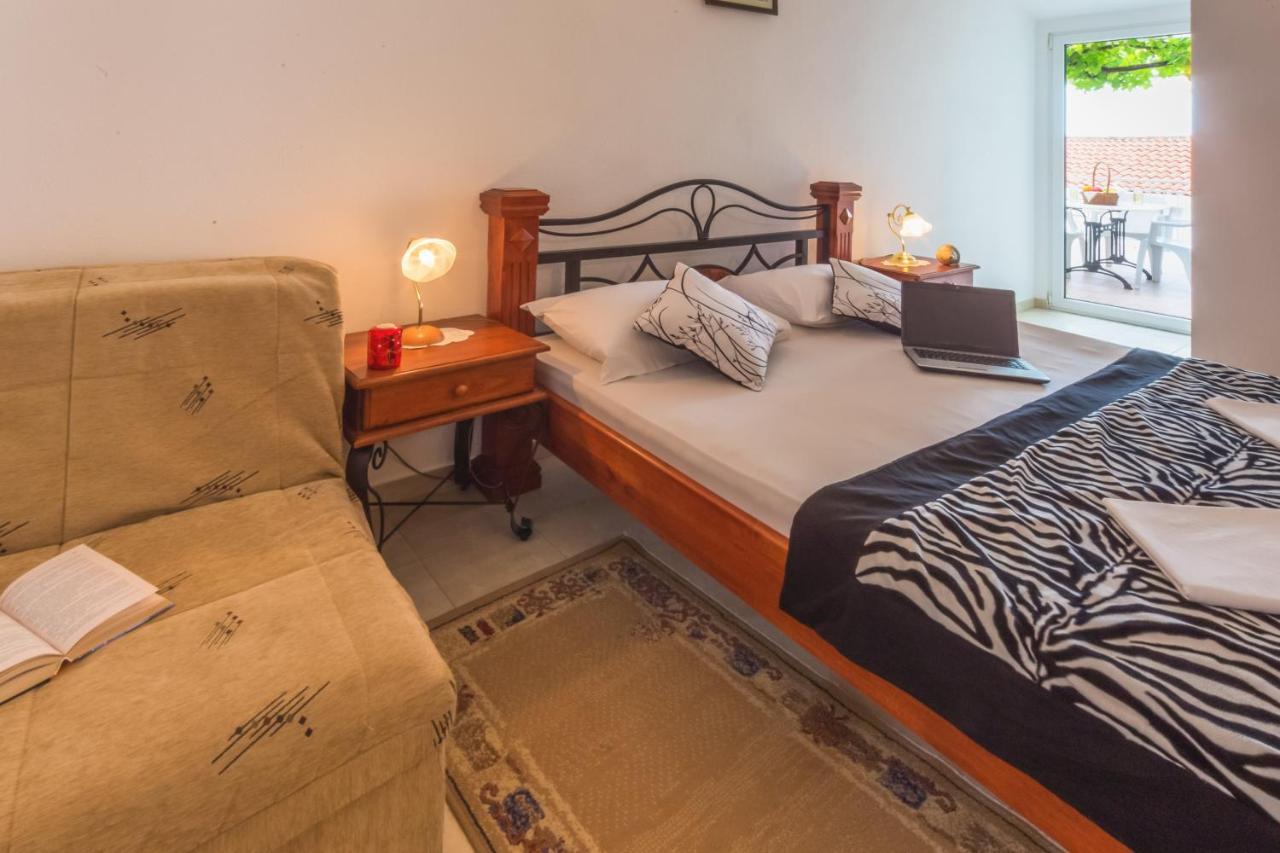 Apartmani Steni Sveti Stefan Eksteriør bilde