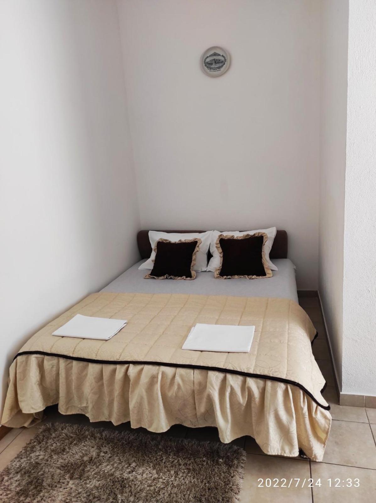 Apartmani Steni Sveti Stefan Eksteriør bilde