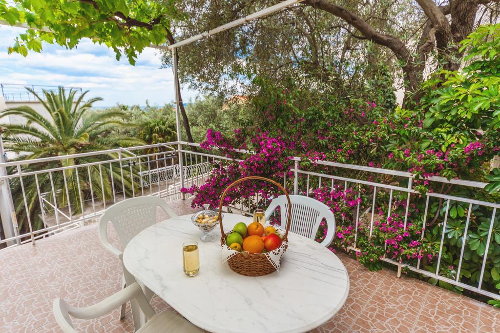 Apartmani Steni Sveti Stefan Eksteriør bilde