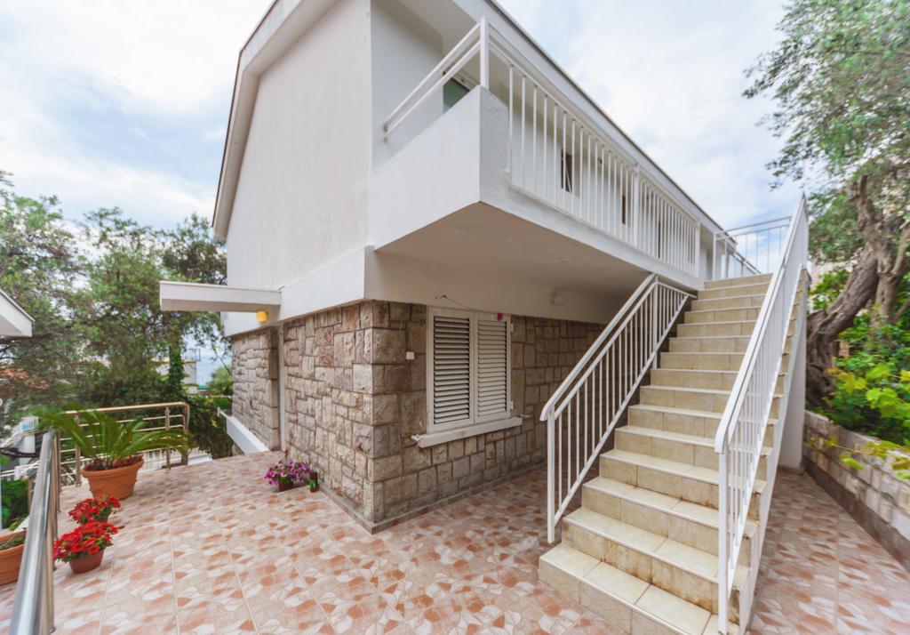 Apartmani Steni Sveti Stefan Eksteriør bilde