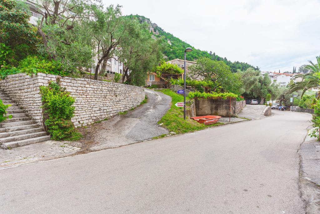 Apartmani Steni Sveti Stefan Eksteriør bilde
