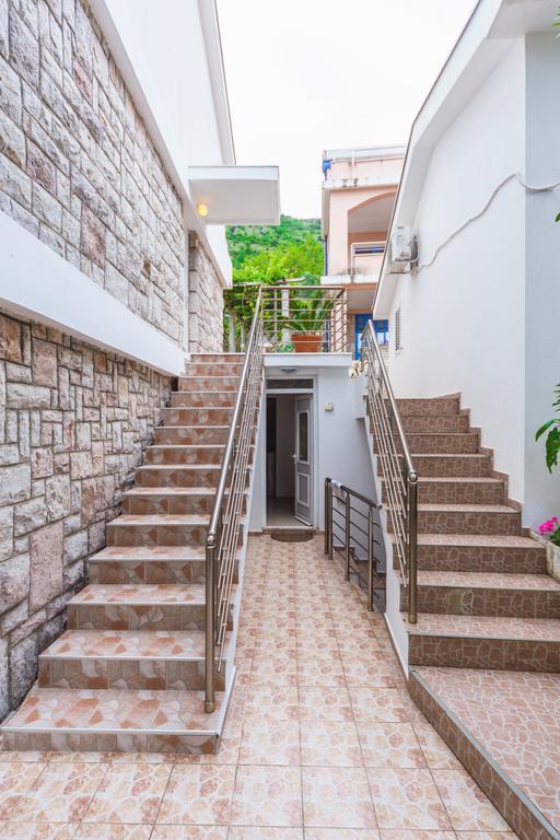 Apartmani Steni Sveti Stefan Eksteriør bilde
