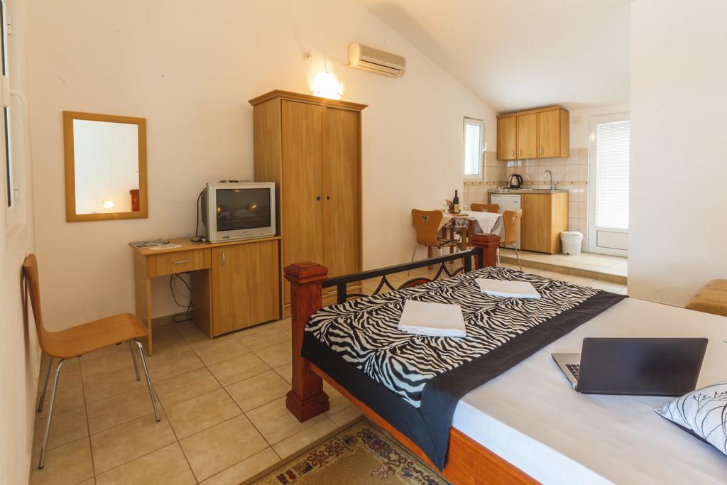 Apartmani Steni Sveti Stefan Eksteriør bilde