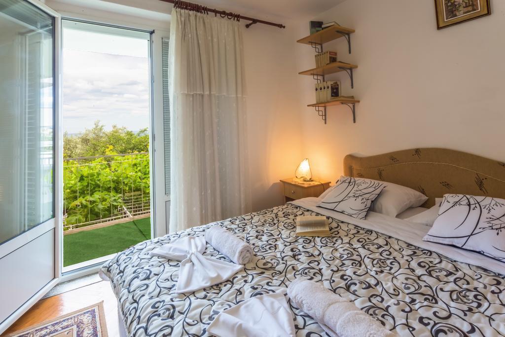 Apartmani Steni Sveti Stefan Eksteriør bilde