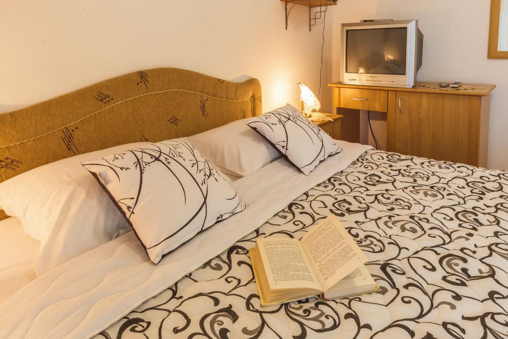 Apartmani Steni Sveti Stefan Eksteriør bilde