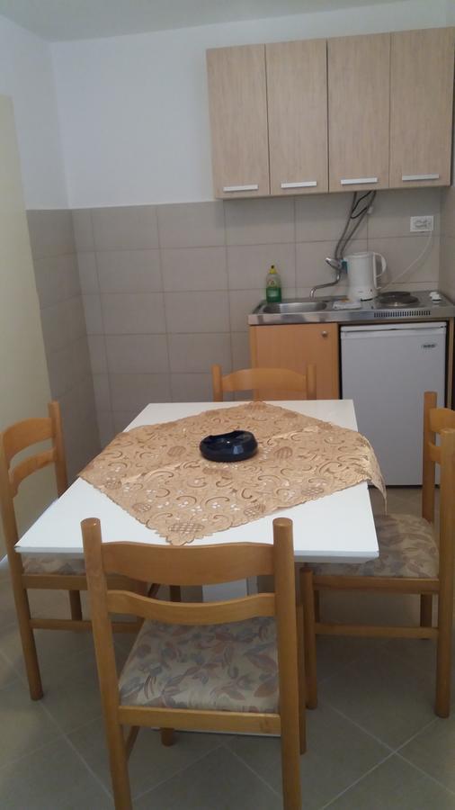 Apartmani Steni Sveti Stefan Eksteriør bilde