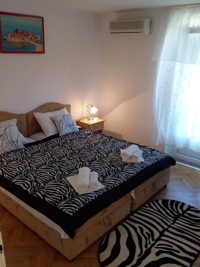 Apartmani Steni Sveti Stefan Eksteriør bilde