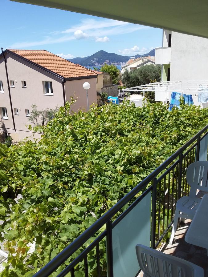 Apartmani Steni Sveti Stefan Eksteriør bilde