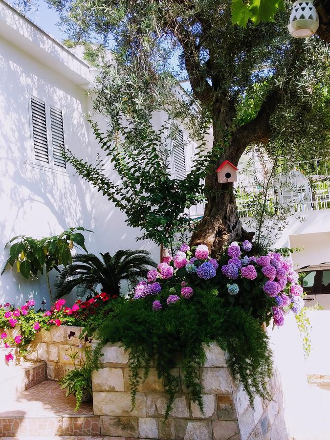 Apartmani Steni Sveti Stefan Eksteriør bilde
